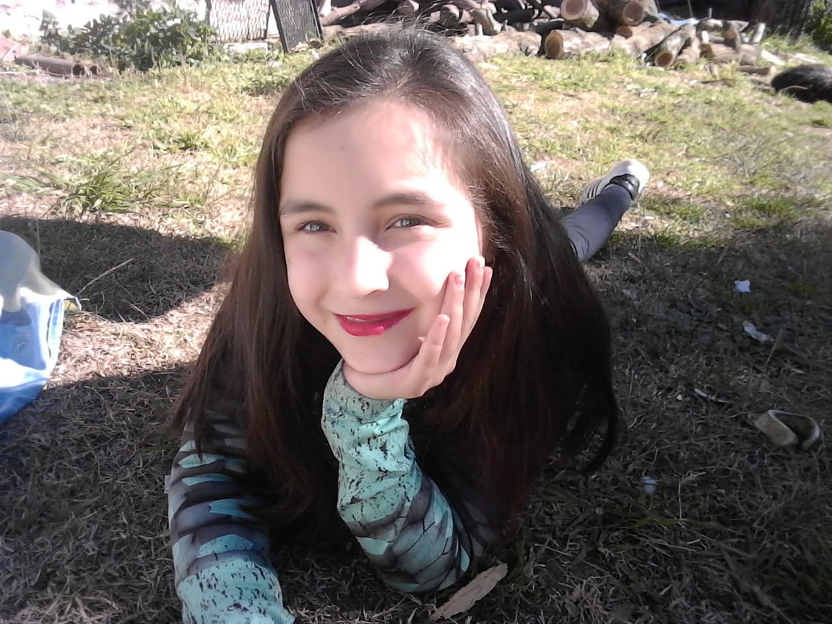 EricaAlegre3's tweet photo. Feliz cumple corazon de la tia https://t.co/iL30XdRyhT