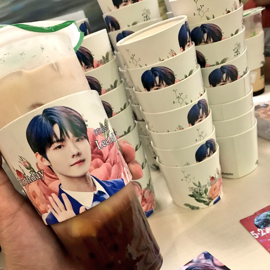 leemidam_ph's tweet photo. We have left some air holders at the venue so feel free to visit Smile To Go (P. Noval Branch) 😊 https://t.co/dVYi3I3PpV