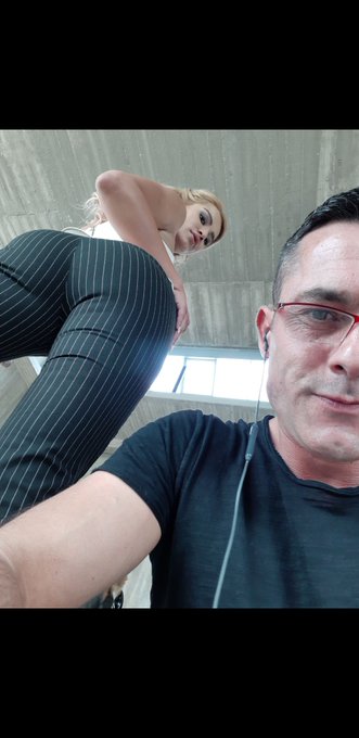 Paparazzi 😍 @IVANACHERRYKISS https://t.co/Sovoe3oxpP<a class="tags" href="/tag/ivanacherrykiss">@ivanacherrykiss</a><a href="/tag/bts"class="tags"><span>#bts</span></a>