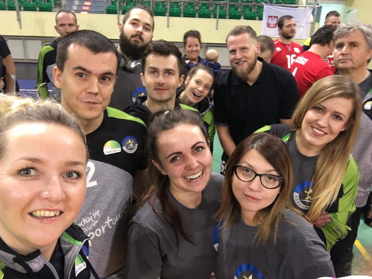 STRATPOINTS_EU's tweet photo. #Stratpoints Warriors Warszawa Białołęka wczoraj wygrała 2:1 z drużyną z Łodzi.
BRAWO 👏👏👏
Kolejny sukces 🏆🥇Trzymamy kciuki za dzisiejszy mecz✊
@MirekRozanski @Duda1967Adam @JStrozyk69 @GrzegorzKuca @DzielnicaM #siatkówka @PrzemysawWjtow2 https://t.co/3ixeYWpSWy