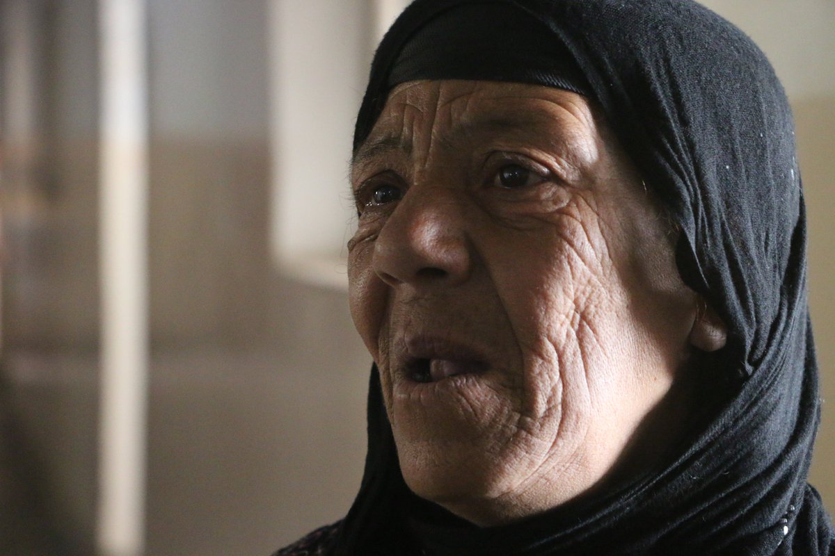 WFP_MENA's tweet photo. "I fear that my house is gone and I'll stay here forever!"
Thalja vaguely remembers her displacement journey from Ras AlAyn, northeast #Syria.
She had to flee her home and is currently living in a collective shelter in #AlHasakeh where WFP is supporting with ready-to-eat food. https://t.co/Xs33wwbLGJ
