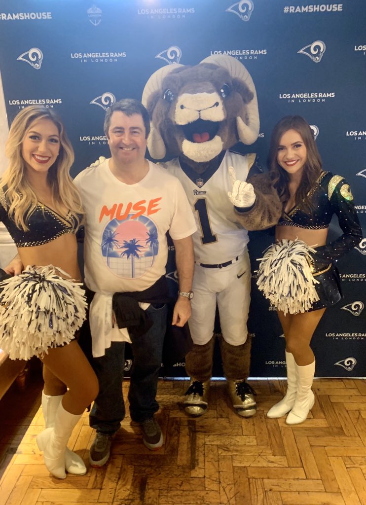 PaulieDobson's tweet photo. @NFLUK @Bengals @RamsNFL @SubwayUK No better preparation for @Bengals vs @RamsNFL at @wembleystadium than partying with @LARamsCheer at @BarrowBoyB !
#subwaysundays #nfluk #ramshouse #ramscheer #larams https://t.co/Wfwx6sd2fY