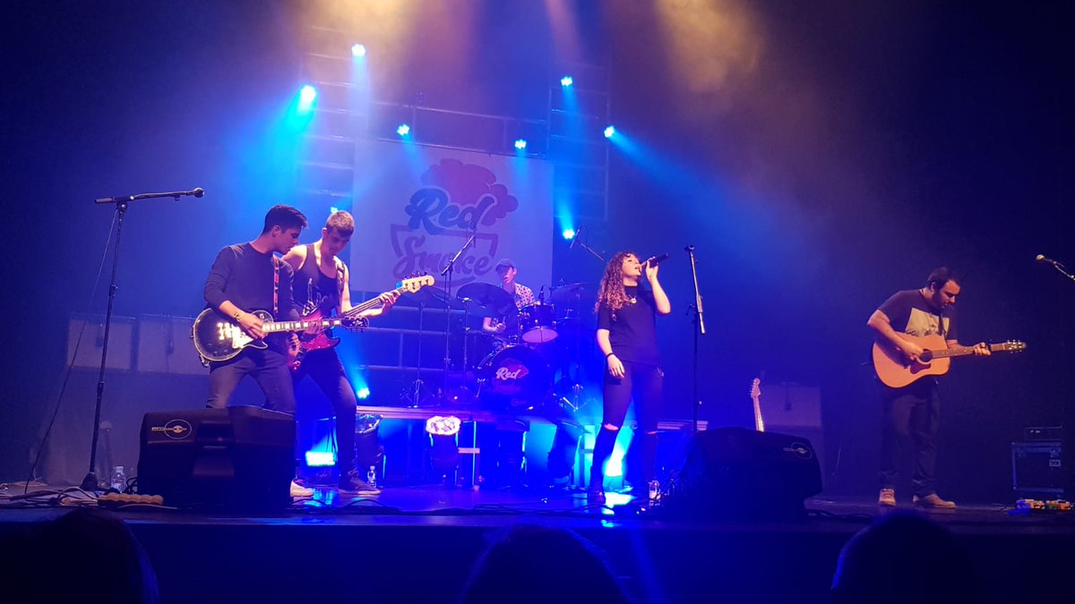 Red Smoke tweet media