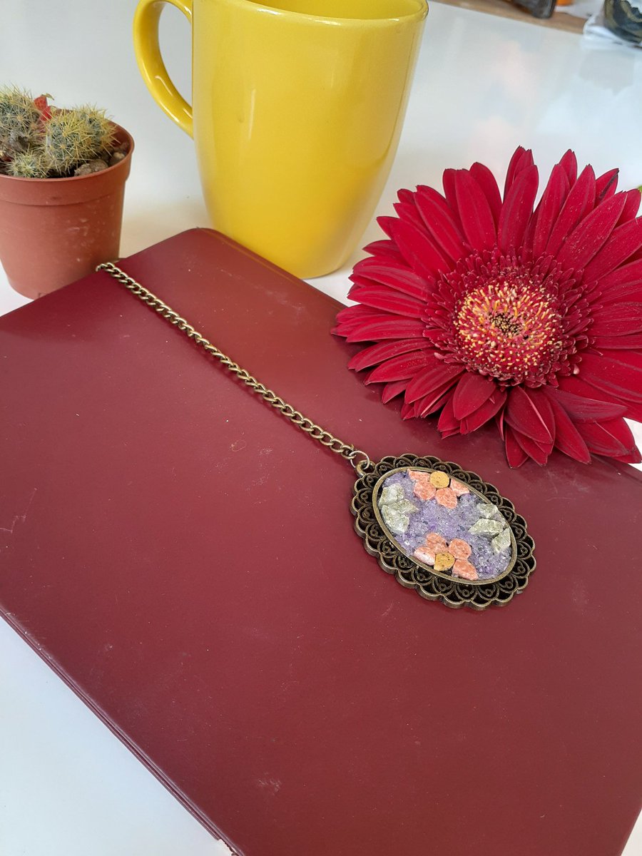Menel42502113's tweet photo. Kitap araçlarımız hazır 🌟🌟 aşk ile sarı atölye 💛🐸💛
#mozaik #mosaic #mosaico #artmosaic #art #sanat #aşk #hatay #antakya #affan #sarıatölye #menelart #kadınemegi #göznuru https://t.co/NNq2tchtdp