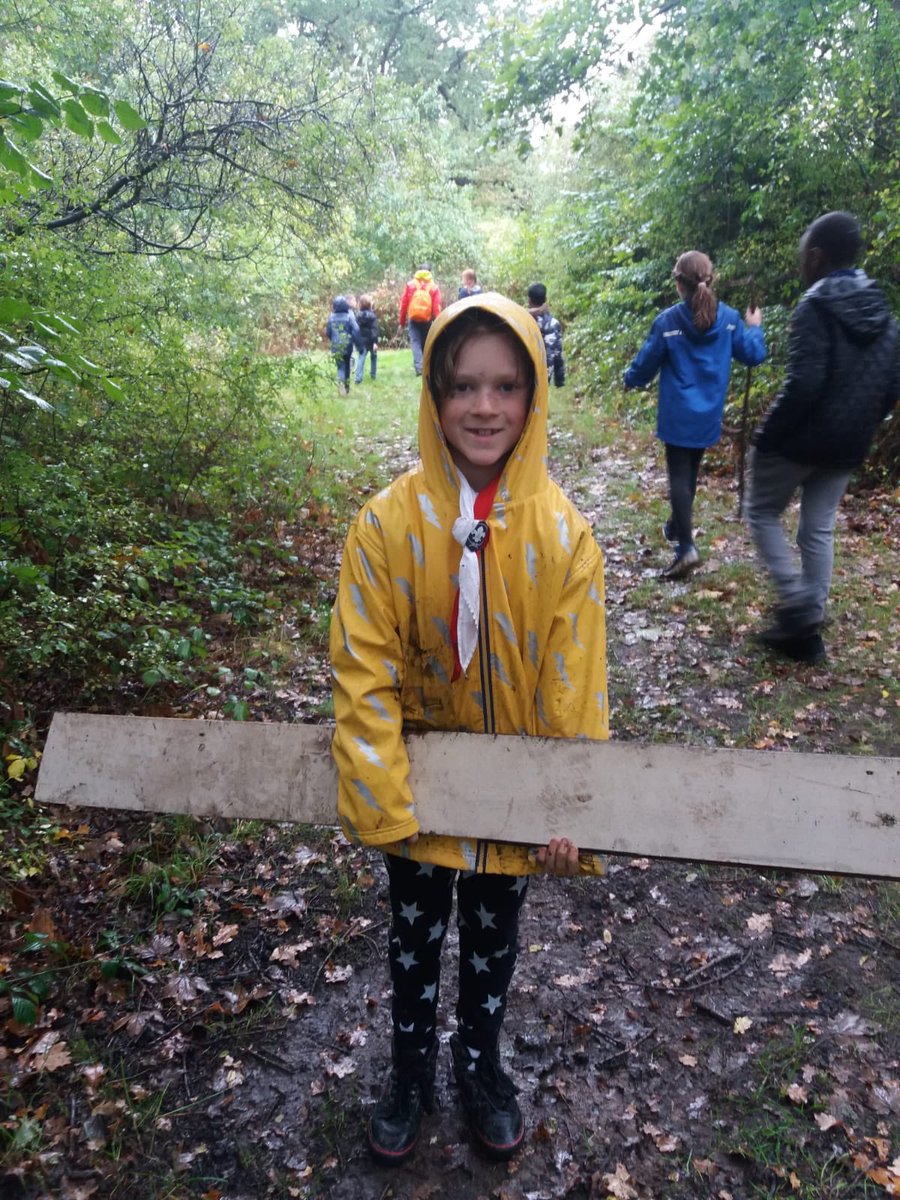 21stHammersmith's tweet photo. Earlier this month, our Cubs had an awesome time at the @West_London_  District Activity Day. We got muddy, danced in the rain and took part in some awesome and adventurous activites - such as rifle shooting, archery, fire lighting and tracking. We had a blast! @LDNScouts https://t.co/ssgcRsDHik