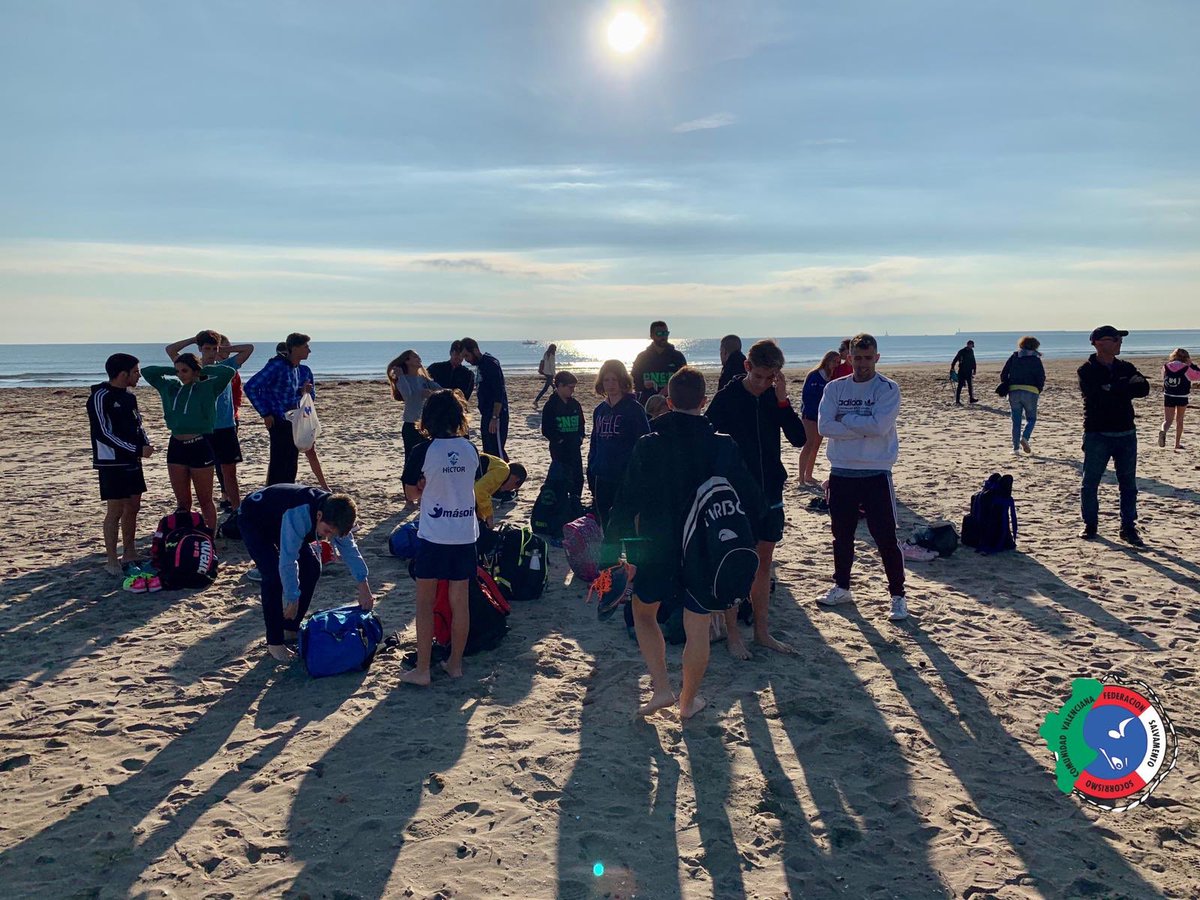 fsscvalenciana's tweet photo. Comienza la I jornada de tecnificación de la #FSSCV19 que se celebra hoy 27 de octubre de 2019 en la playa de La Patacona Valencia. https://t.co/tOTqI3JMN8