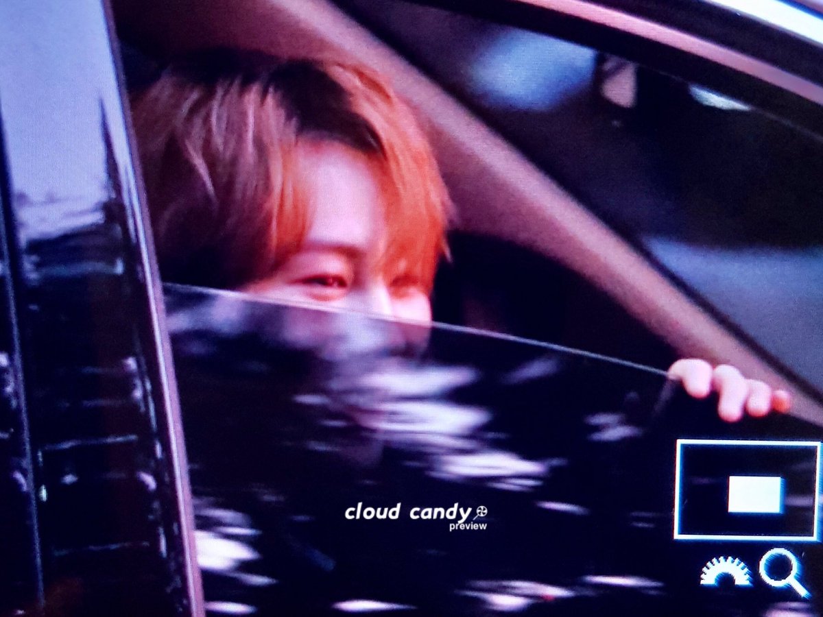 cloudcandyhsw's tweet photo. 191027 피버페
안녕~👋🏻

#하성운 #성운 #HASUNGWOON #SUNGWOON #ハソンウン #河成云 https://t.co/4xq9vC03ji