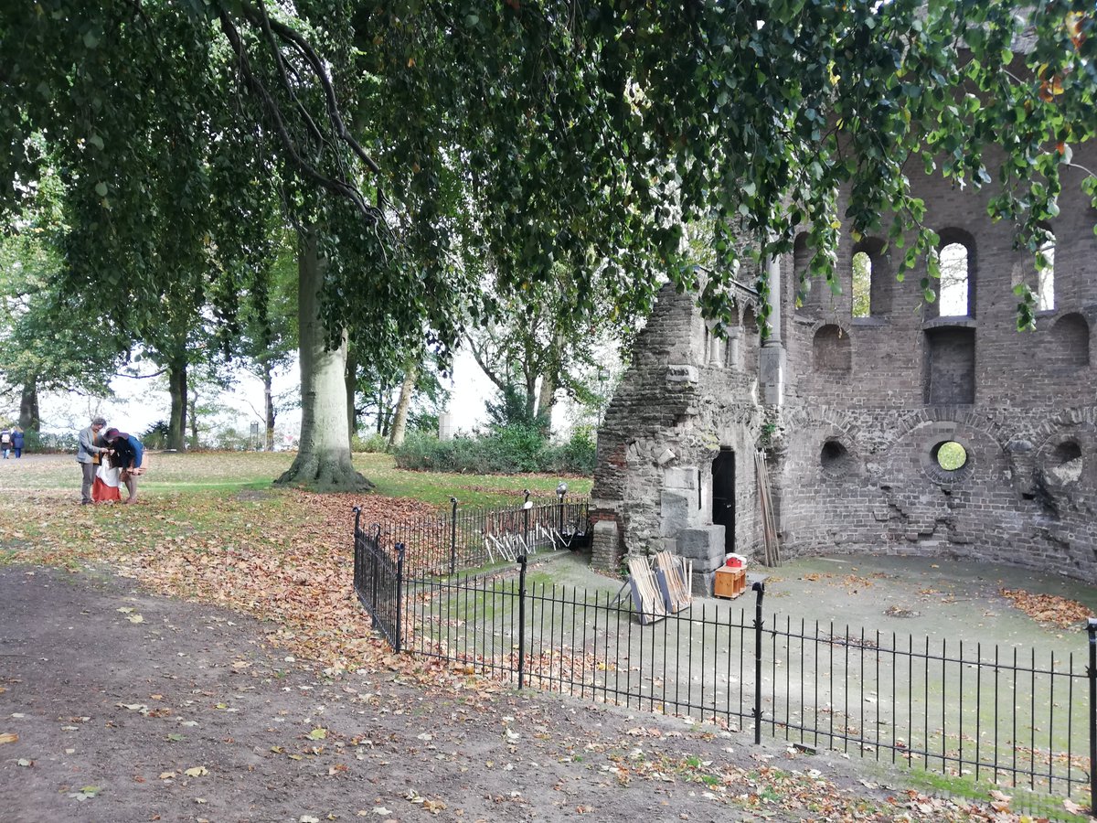 Kom vechten als een 17de-eeuwse piekenier of musketier en bescherm @DeBastei, vandaag in het Valkhofpark!

#MvdG #024geschiedenis #nijmegen