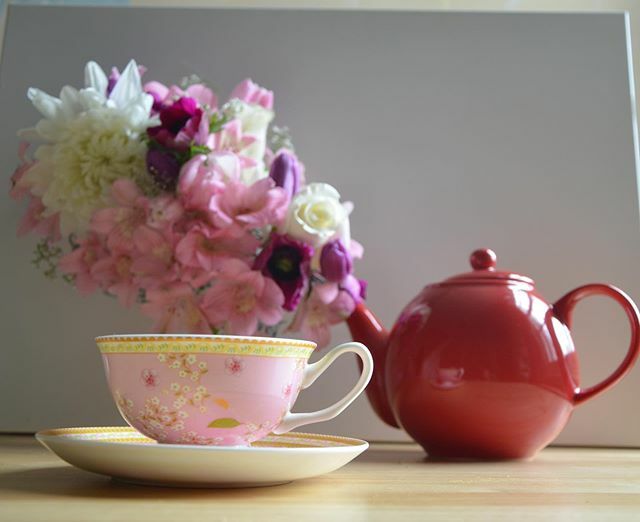 Sunday’s are for relaxing with a nice cuppa #sprigsandstems ift.tt/2NjDq3V