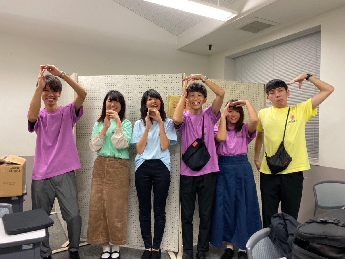 Pelmanism_adv's tweet photo. こんばんは、Pelmanismです🦇
先日、畿央祭の舞台に出演しました💭
Pelmanismの世界をお楽しみいただけましたでしょうか？

これからも光と闇をお届けしていきます🦉 https://t.co/o6tp5vmK8k