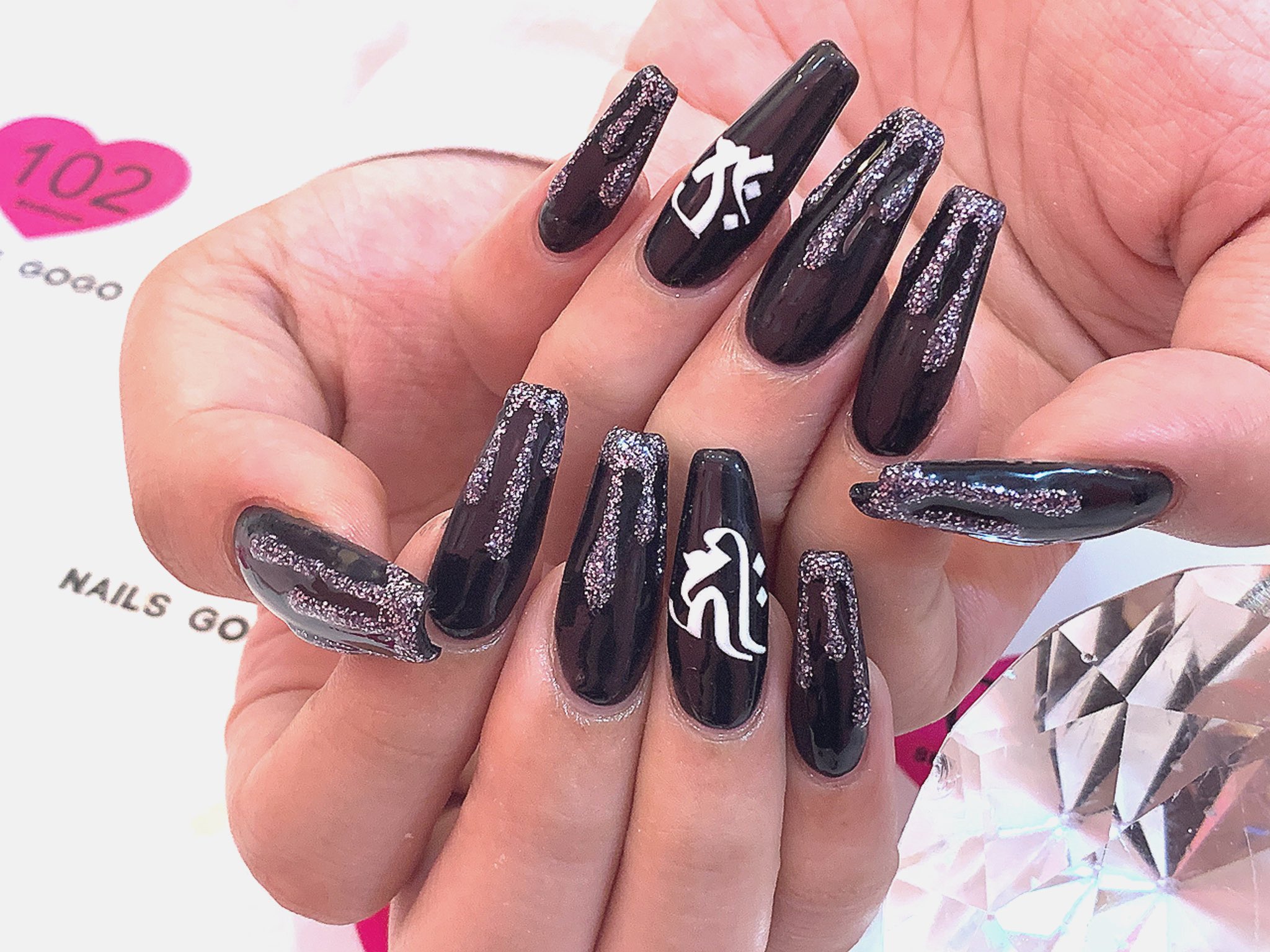 Twitter 上的 Nailsgogo 渋谷センター街 ネイルサロン 03 5728 4343 こんにちは ご紹介 ネイルは ブラック ネイル 梵字ネイル 文字ネイル お待ちしてます 渋谷ネイルサロン 渋谷ネイル スカルプネイル ネイルデザイン やり放題 フットネイル 担当 小市