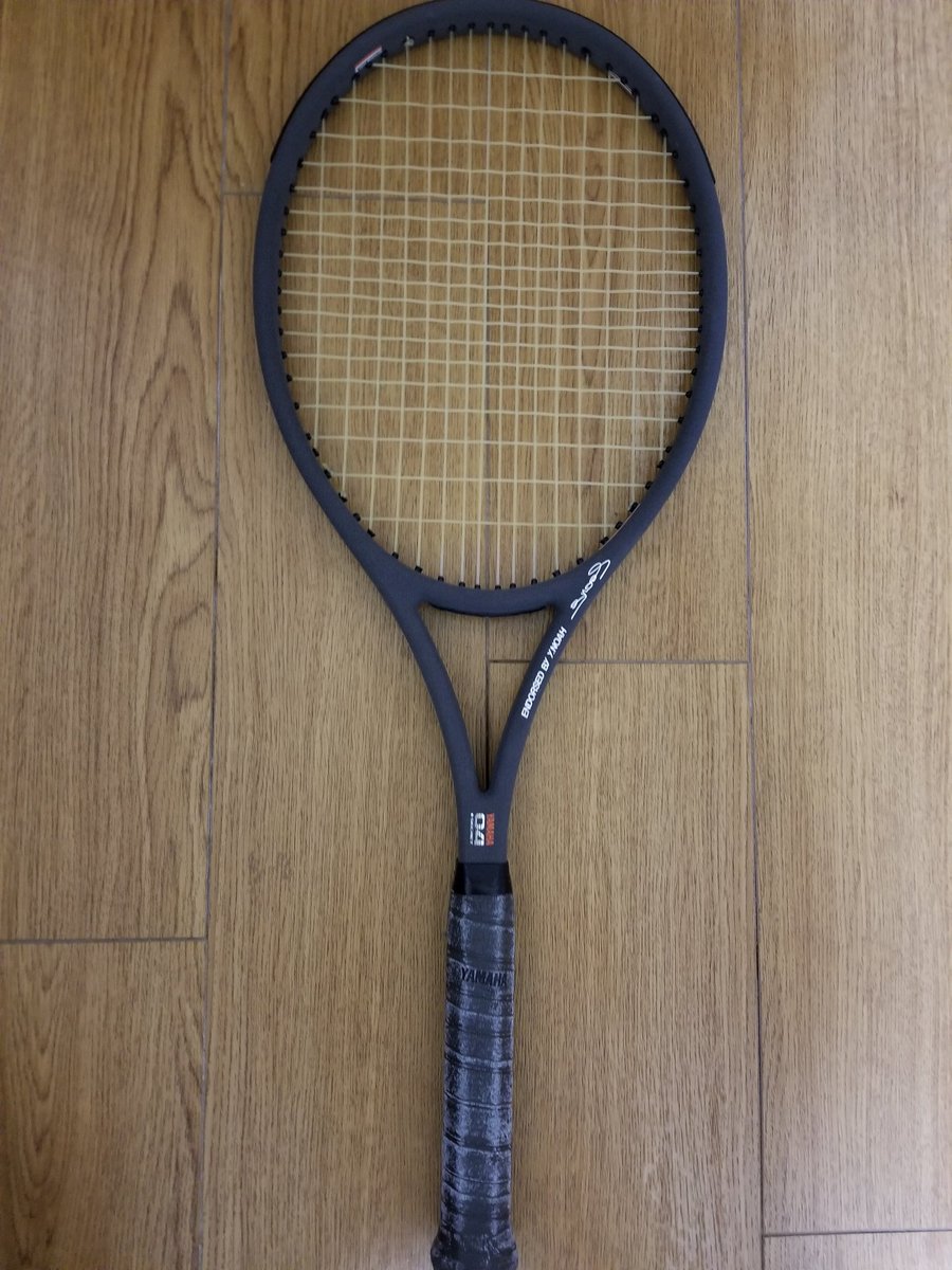 しの 片付けをしていて出てきました ヤマハのシークレット04 日本ではプロトとして販売してました です ヤニック ノアはルコックの印象強いですがキャリア終盤にヤマハと契約してました ちょっとレアな一品です