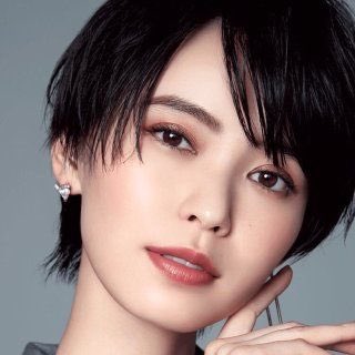 美肌モデル 比留川游 ひるかわゆう のショートボブの画像は 元彼や年齢 身長も調べてみた まさはるの豆情報ブログ
