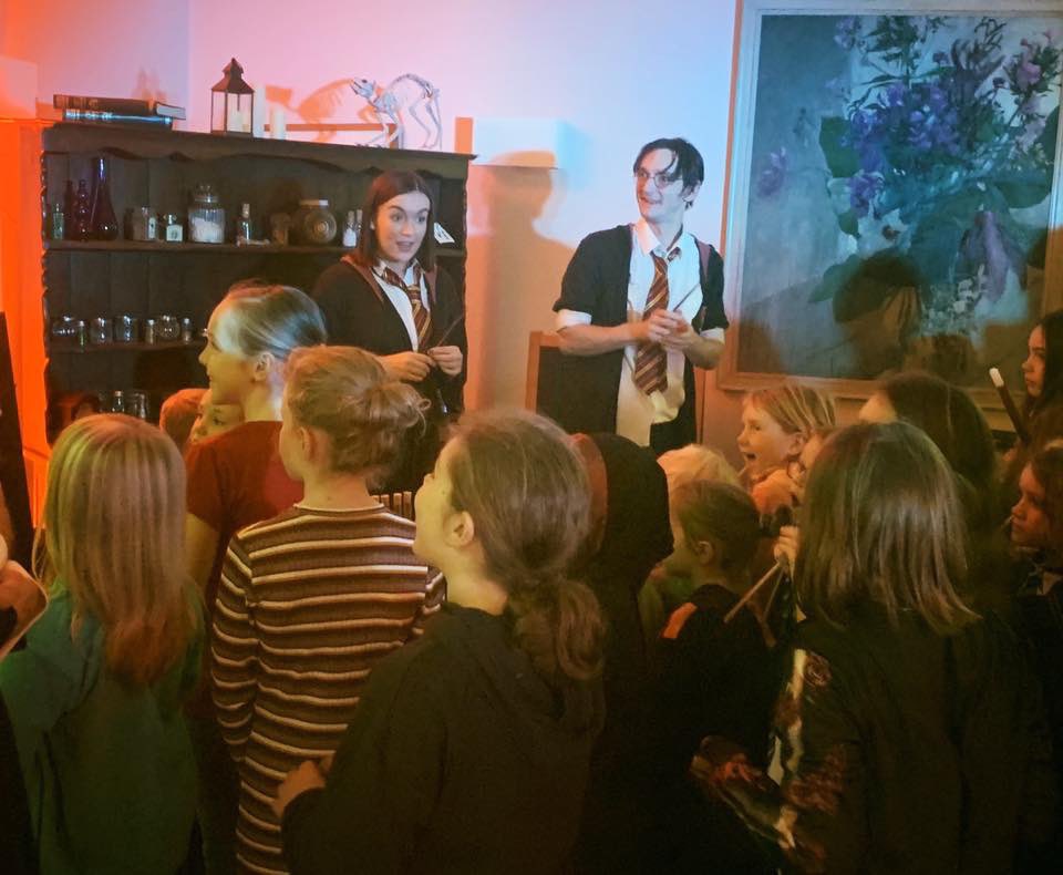 Events_Live's tweet image. There’s lots of fun to be had at @WyresdalePark today! Need some last minute plans to entertain the kids? Our Witches &amp;amp; Wizards events start from 1pm! There’s still time to get involved - get your tickets here: bit.ly/343vaMm #halloween #kidsevents #wyresdale