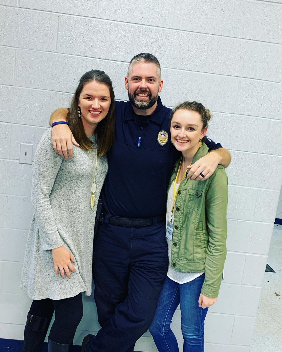 UKYRHA's tweet photo. Thank you @murraystateuniv for hosting @SAACURH ! We had a blast and learned so much!
And a big shoutout goes to @MurrayStatePD Sergeant Austin Guill! Thank you for taking us two under your wing and welcoming us to Murray State! #saacurh https://t.co/jFnTM1FpPd