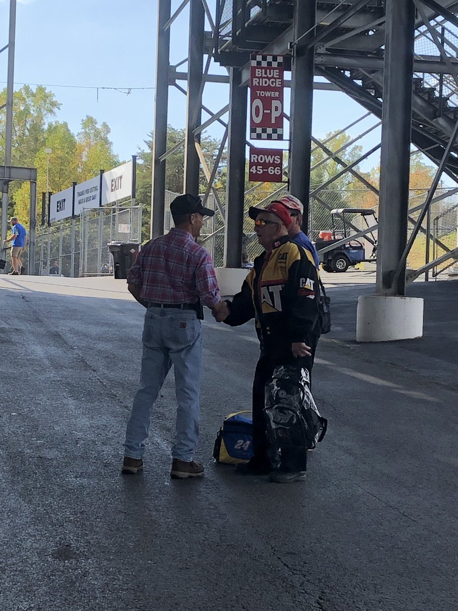 WardBurtonWBWF's tweet photo. Was passing this gentleman and noticed he had my old 22 gear on. I had to stop him and sign it!
@MartinsvilleSwy https://t.co/9moYMdXpYZ