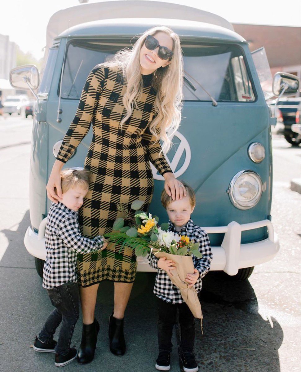 Grab the family and come see us in The Gulch (across from Biscuit Love) from 10-3 and @whitesmercantile in 12 South from 11-4. 🌻🌻🌻📸| <a href="/beausandashley/">Beaus & Ashley</a>