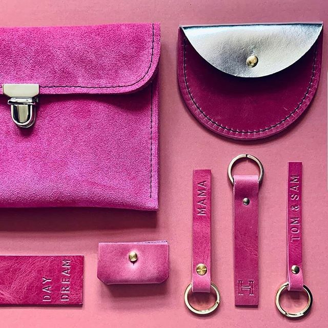 @we_are_konoc are back with us again with their hand stamped leather accessories- personalised while you wait no less! At Etsy Made Local Southampton on Sunday 1st December - 11am-4pm - Solent University .
#etsyseller #etsyuk #sotonetsy #sotonetsyteam #s… ift.tt/2MSI7mC