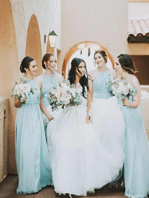 Songlu20's tweet photo. #dress #weddingdress #weddingphoto #thebride #fashiondiaries #darlingmovement  #dreamwedding #weddingdetails #weddingday #brides #summerdress #fashiondress #ballgown #couturedress  #bridestyle #fancydress #brideandgroom  #fashionpost #custommade #lovestory #peakdress https://t.co/YTxUHoutmm