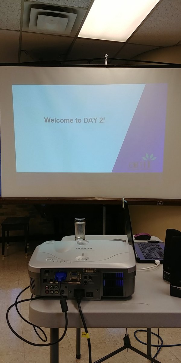 ParmSingh82's tweet image. Ready for day 2 of @AIMLanguage with @mmegalea #aimlanguagelearning #gesturebased #Frenchteacherlife #lifelonglearning #weekendworkshop