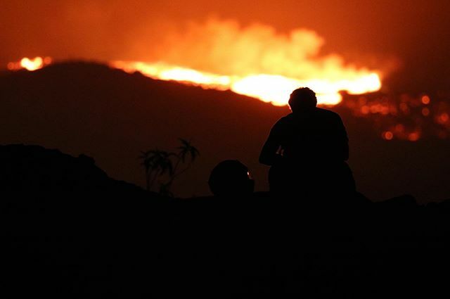 🇷🇪 Volcan la pété 🌋 The most beautiful thing I’ve ever seen! #fournaise #eruption #volcano #magma #fireriver #crater #pitondelafournaise #reunionisland #reunion #picoftheday #picture #pics #canon #canonphotography #nofilter #nofxband <a href="/canonfrance/">Canon France</a> ift.tt/34aKNSl