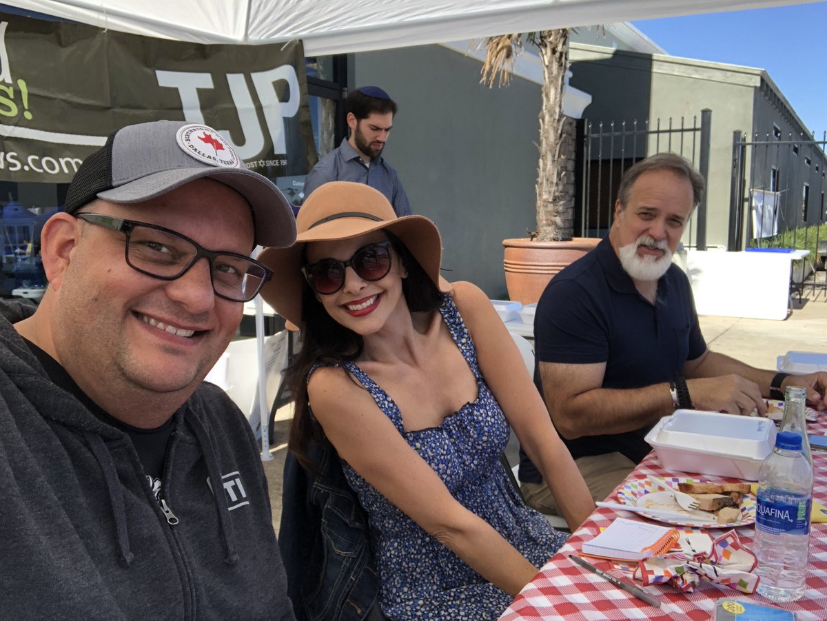 Daniel Vaughn tweet media