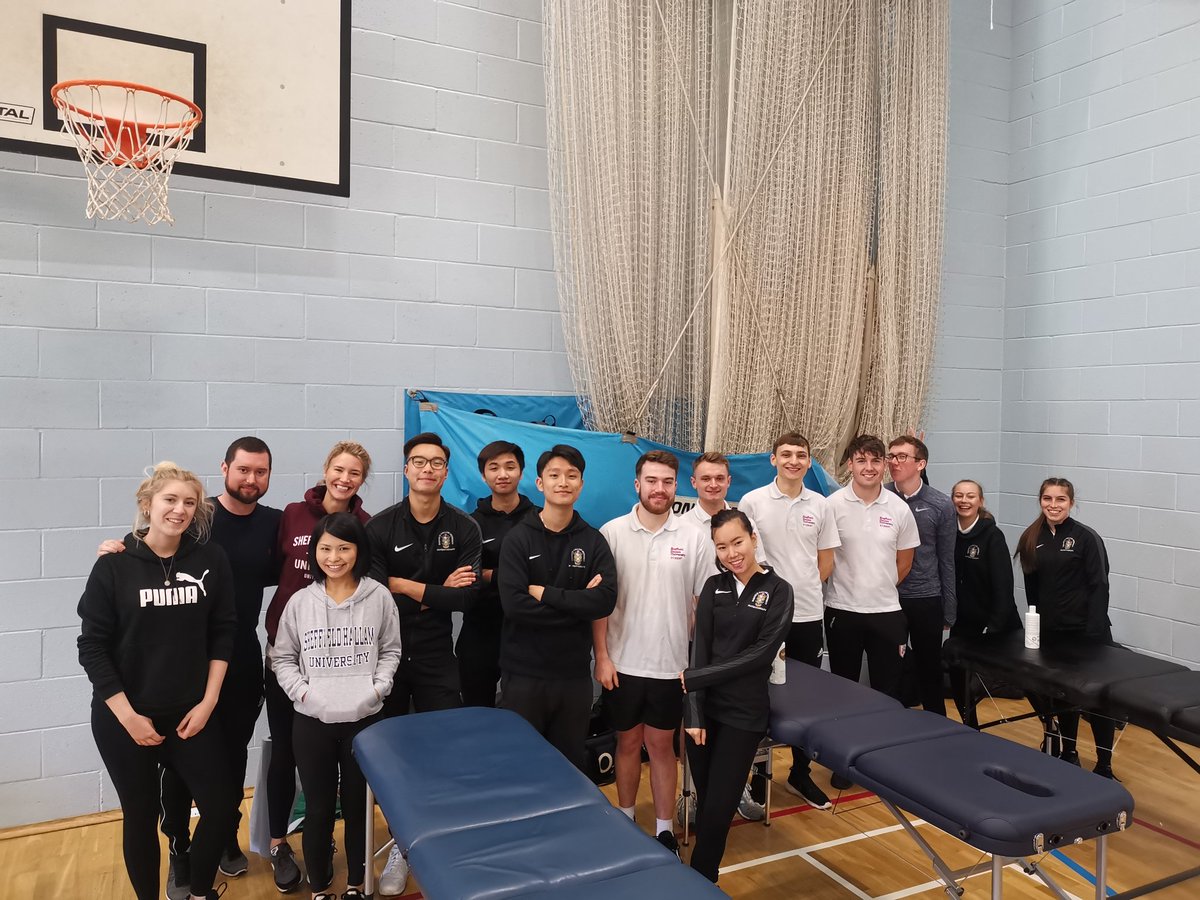 LeeDarrenH's tweet image. What a great day with the @PhysioSHU Hallam #Physio 1st/2nd/3rd Students at the #worksop Halloween #halfmarathon! Absolute effort from each and everyone! &amp;gt;100 runners rubbed down &amp;amp; even got the local government involved in the action 😃 #worksophalfmarathon @WorksopHM #TeamHallam