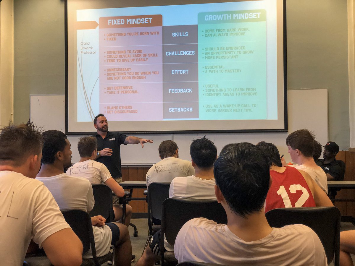 Nick Hays tweet media