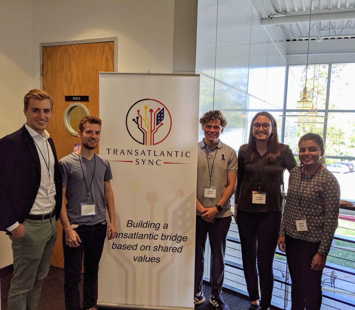 sync_conference's tweet image. Thank you to our Student volunteers! #teamwork #backstage #TransatlanticSync