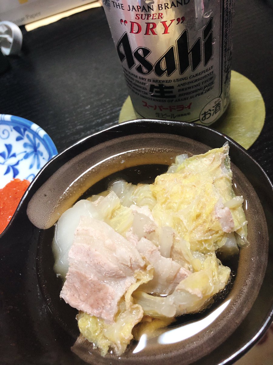 まり 豚肉と白菜のミルフィーユ鍋 こんなに美味しかったっけ笑 味付け白だしだけなのに お酒が進んで仕方ない 既に3本目 まり 豚肉と白菜のミルフィーユ鍋 こんなに美味しかったっけ笑 味付け白だしだけなのに お酒が進んで仕方ない 既に3本目