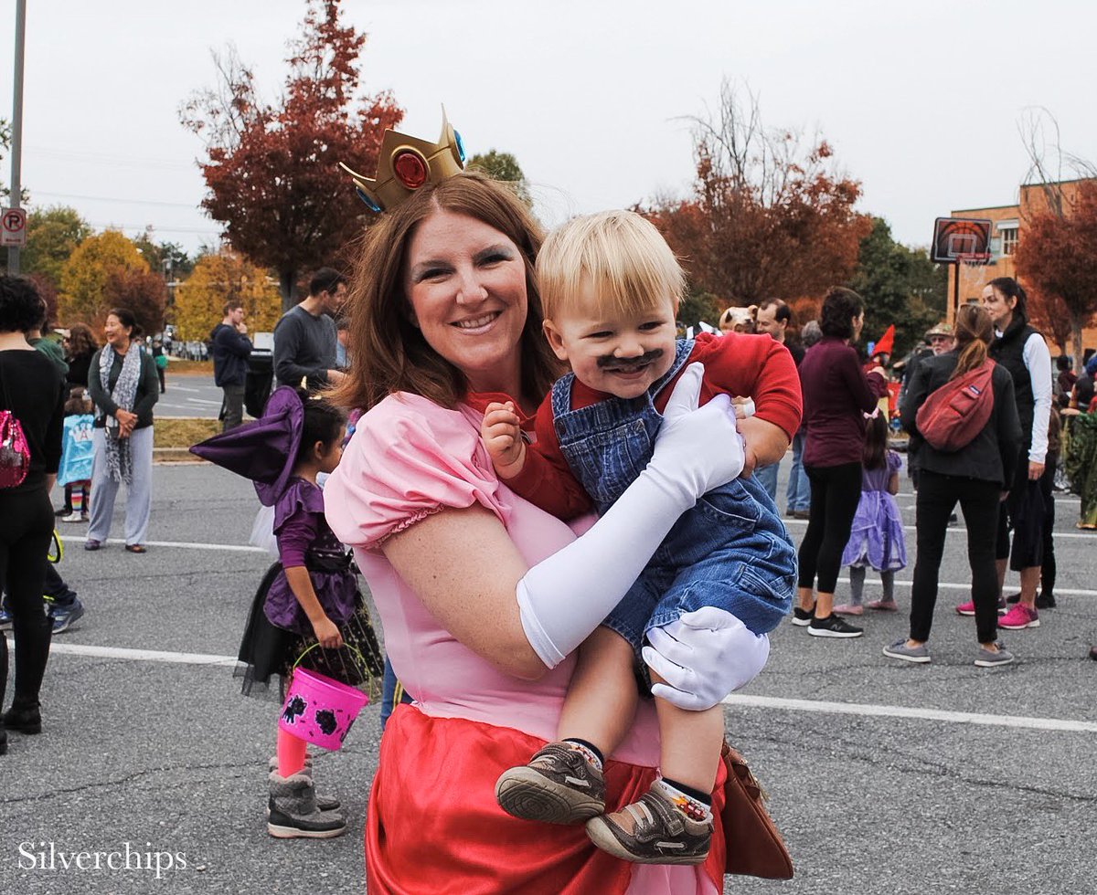 Silver_Chips's tweet photo. Photos from the Takoma Park Halloween Festival yesterday morning.  | 📸 by Delia Moran https://t.co/JK7uS4iLfb