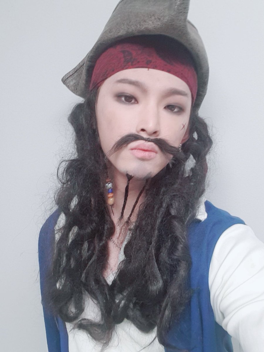official_ONEUS's tweet photo. [#이도]
장발과 수염을 길러보는걸 해보고 싶었는데 해보니까 너무 뿌듯하고 마음에 들어요 ㅎㅎㅎ투문들은 어때요?? https://t.co/vP9e0KmhJC