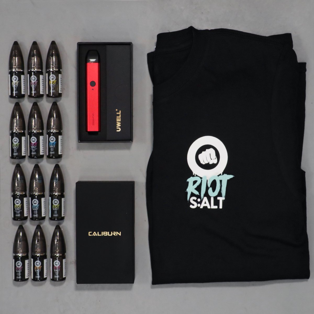 Rioteliquid's tweet image. 🤩 WE WANT TO HELP! INVITE A FRIEND THAT NEEDS A LITTLE NUDGE TO QUIT THE STICKS 🤩  A WINNER WILL BE PICKED THIS WEDNESDAY. MAKE SURE TO SMASH THE FOLLOW BUTTON #stoptober #riotsquadeliquid #jointheriot #livelife #alternative #livelifealt #vapesociety #vapelyfe