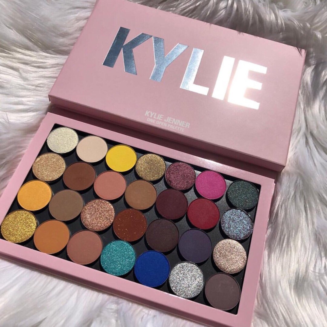 gueta73669622's tweet photo. #beauty #InfluensterTrickorTreat https://t.co/YREgXmAQSH