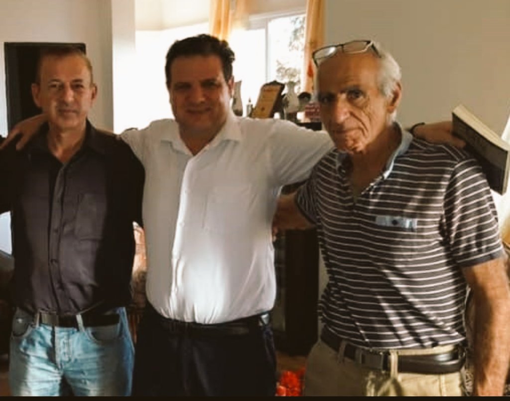 IshayFridman's tweet photo. יו"ר המשותפת @AyOdeh במפגש סופרים ומשוררים. מצד ימין: סאלח קוויקס שפעל לפני כ-36 שנה להעביר מכונית ממולכדת שיעדה היה פיצוץ מגדל שלום בת"א. שוחרר בעסקת גיבריל, ונכנס שוב לכלא על העברות נשק באינתיפאדה. היום עוסק בשירה, חיזוק משפחות מחבלים ותמיכה בבשאר אסד במסגרת וועד היוזמה הדרוזית https://t.co/5u2ajpQA0s