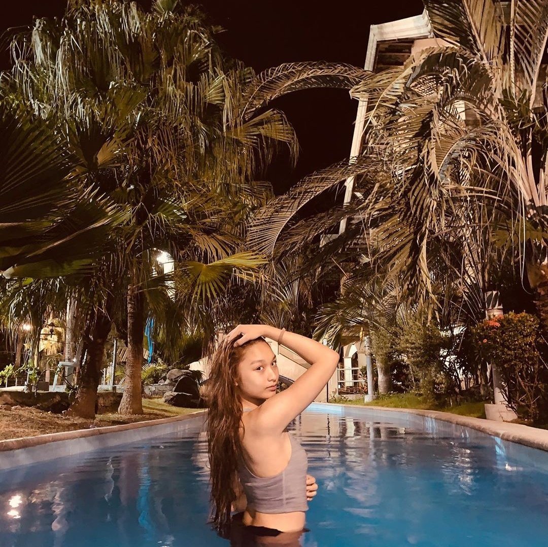 ReignTrends's tweet photo. Late night things ✨ https://t.co/GlVN4SoX4u