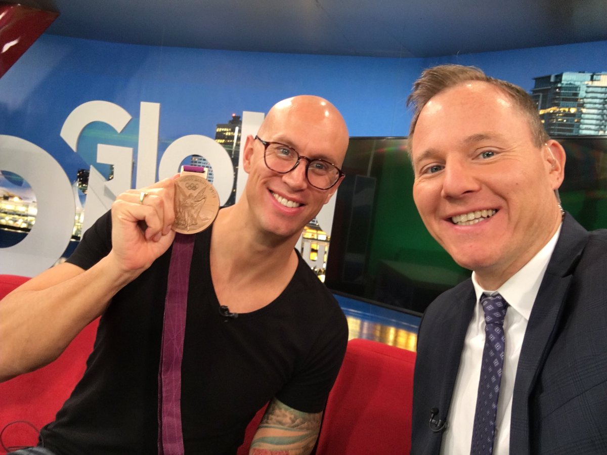 JayJanower's tweet photo. How can you not smile when an Olympian medalist joins you on set. ⁦@thebrenthayden⁩ a good guy! https://t.co/hsJM3LxMXd
