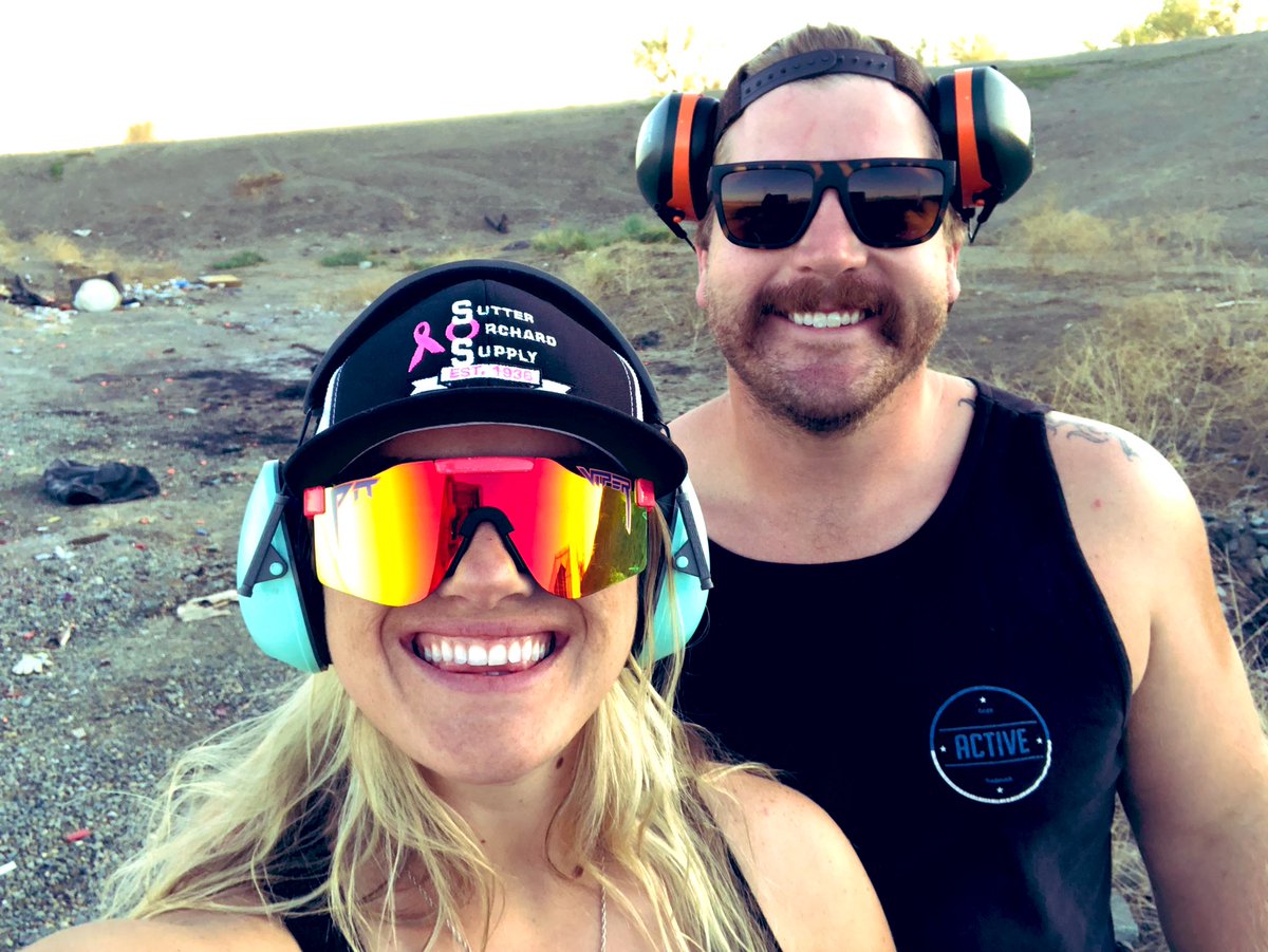 JoGrahamcracker's tweet image. Saturday shenanigans #pewpew