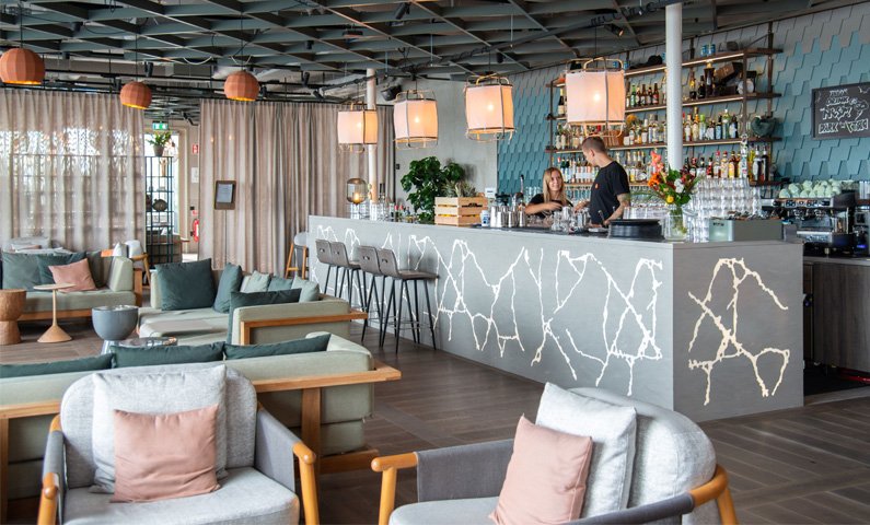 Stockholm is a city bursting with hotels, from glamorous outposts like Grand and Nobis to more the more casual and hip, such as Malmen and Story. What every great hotel has is a great hotel bar and we’ve got the best of the best for you.
viewstockholm.com/stockholm-best…
#downtowncamper