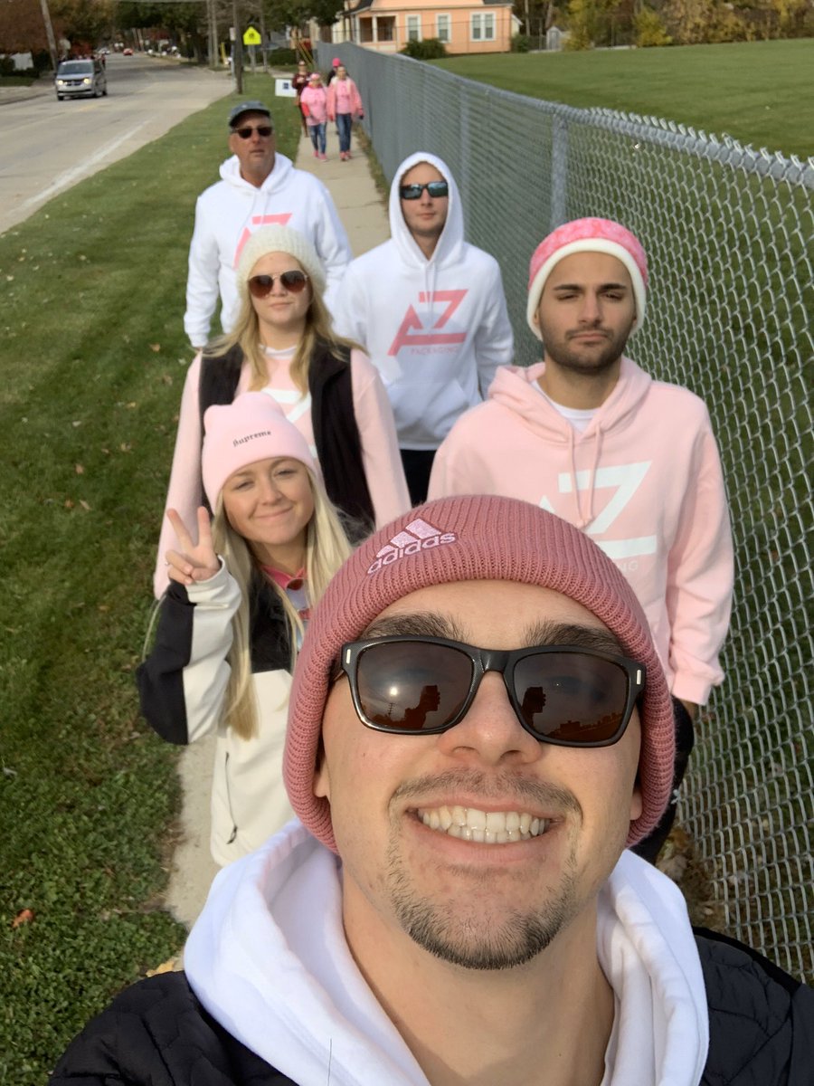 worldwidejames_'s tweet photo. 5k event with the team yesterday to fight breast cancer. Blessed to be able to support and help others with such great people by my side.
#makingstridesmacomb #makingstrides #charity https://t.co/ToNWp3yopN