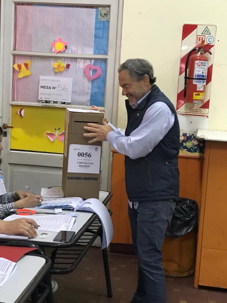 #YaVoté en mi querida ciudad de #Chivilcoy con el compromiso que supone ejercer una responsabilidad ciudadana que siempre renueva esperanzas.