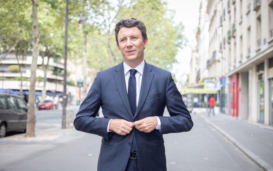 LremParis3's tweet photo. [#Municipales2020 🗼] : @BGriveaux a un PROJET incontournable.  Il est CLAIRE, RASSEMBLE large et est CO CONTRUIT par les Parisien(nes) pour les Parisien(nes). https://t.co/pNT5pOHEYH