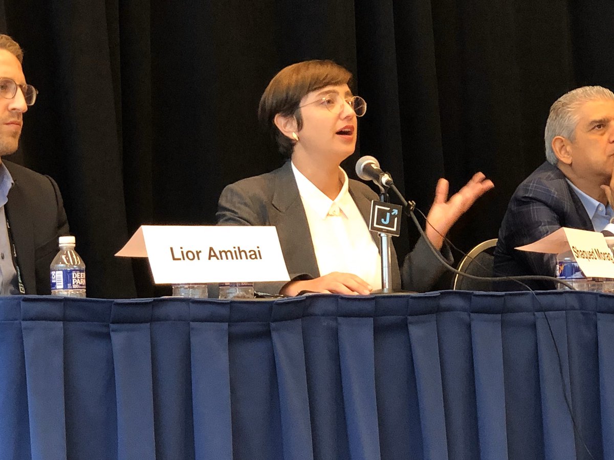 jstreetdotorg's tweet photo. “If people tell you that peace is too much to dream of, ask them if it’s the same for democracy.” Annexation isn’t just a threat to Palestinian dignity and Israeli-Palestinian peace, it’s a threat to Israel’s Democratic character itself says @Shaqued_Morag at #JSt2018 https://t.co/FjRJFlshdw