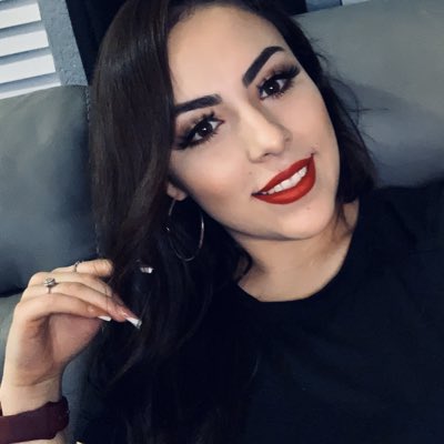 nayeli_a9's tweet photo. #NewProfilePic https://t.co/hpmu67ZPvo