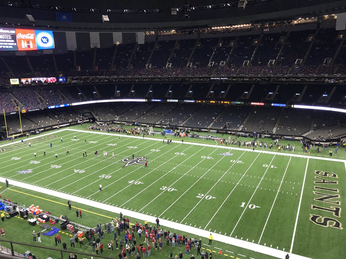 Made it out to the superdome. Where you at mean green!! <a href="/C__Robertson/">Craig Robertson</a>