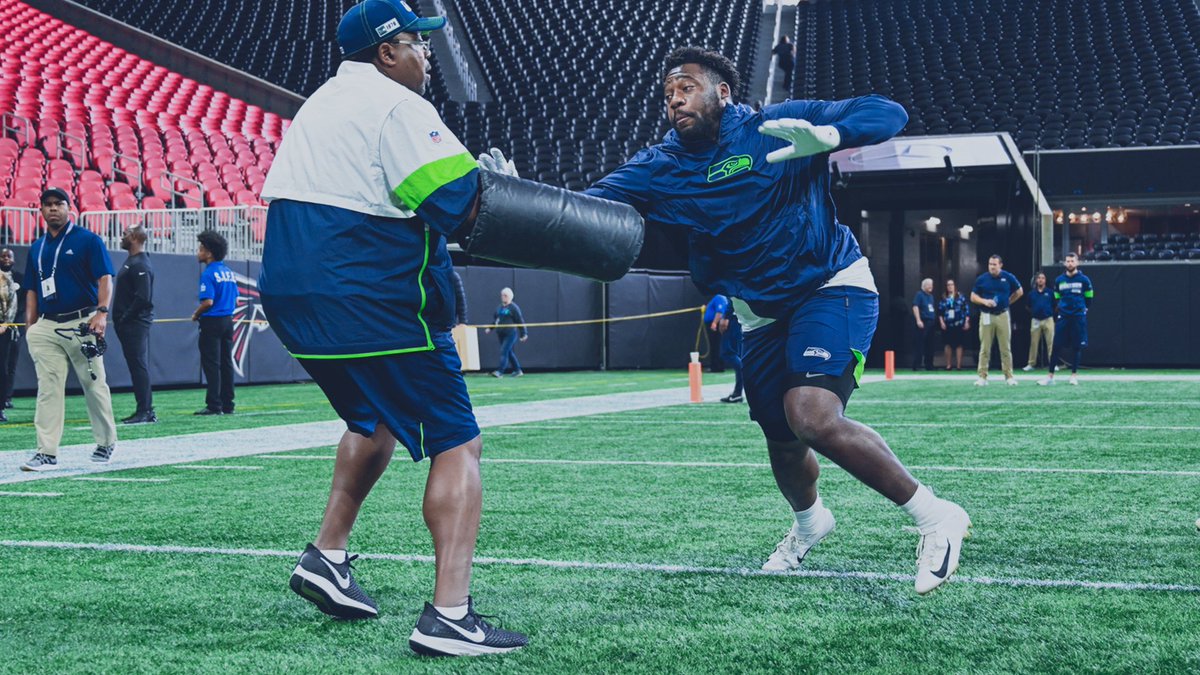 Seahawks's tweet photo. Georgia on our minds. 💭

#GoHawks x #SEAvsATL https://t.co/jMZxcYaGWF