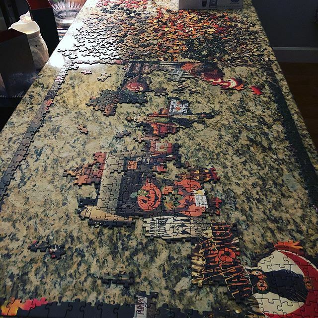 Once I start, I can’t stop! #halloweenpuzzle #halloween #spoopy #puzzles #holidaypuzzle ift.tt/2BOf7pG