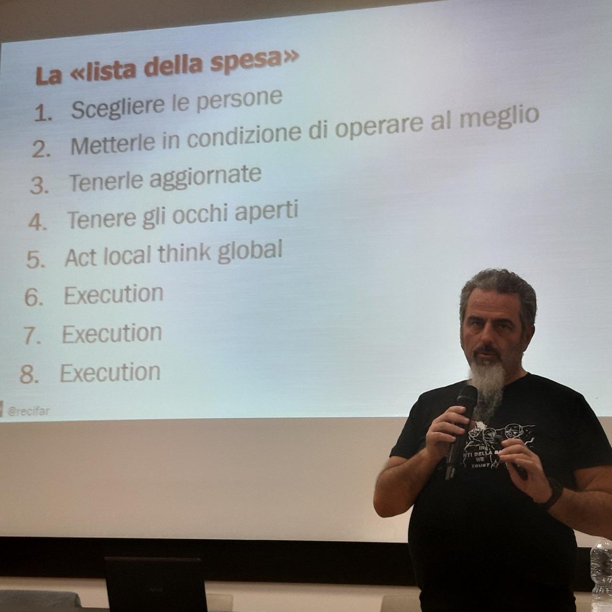 In action 😀 con la lista della spesa per un imprenditore 

Foto di Olga Ingjatov
Al polo tecnologico di Pavia per Activators Pavia