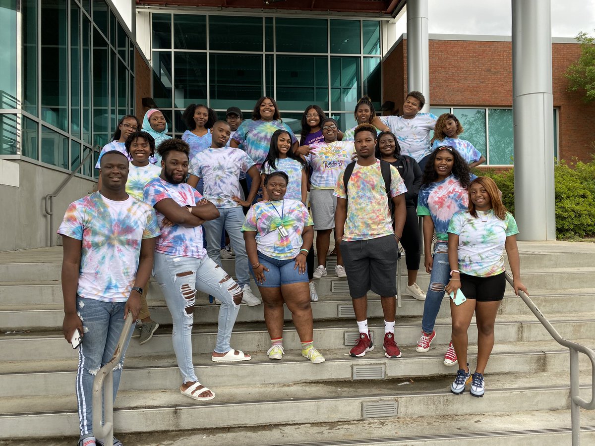 ShawnLorde's tweet photo. First and foremost, Thanks and Praises are given to the most high 🙏🏾
If you know me, then you know my story. This week owes me nothing. Albany State you have allowed me to bring my community on campus and because of that this week has been a HUGE SUCCESS🌈
#ASUTwitter 
#AsuPride https://t.co/i58IL58j38