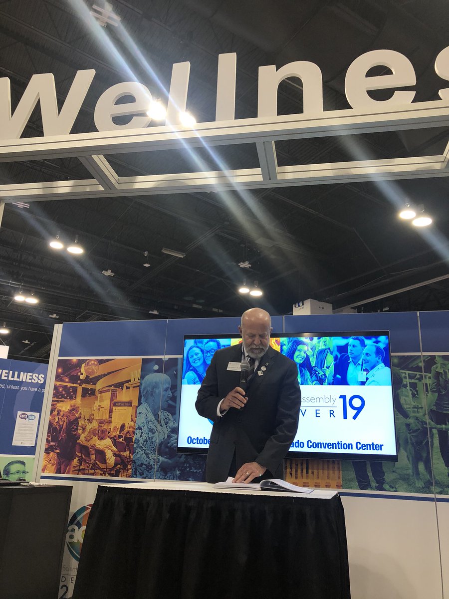 Dr Mark Rosenberg our ACEP president elect speaking at the Wellness Center now! #ACEP2019 #ACEP19 <a href="/drmrosen/">Mark Rosenberg</a>